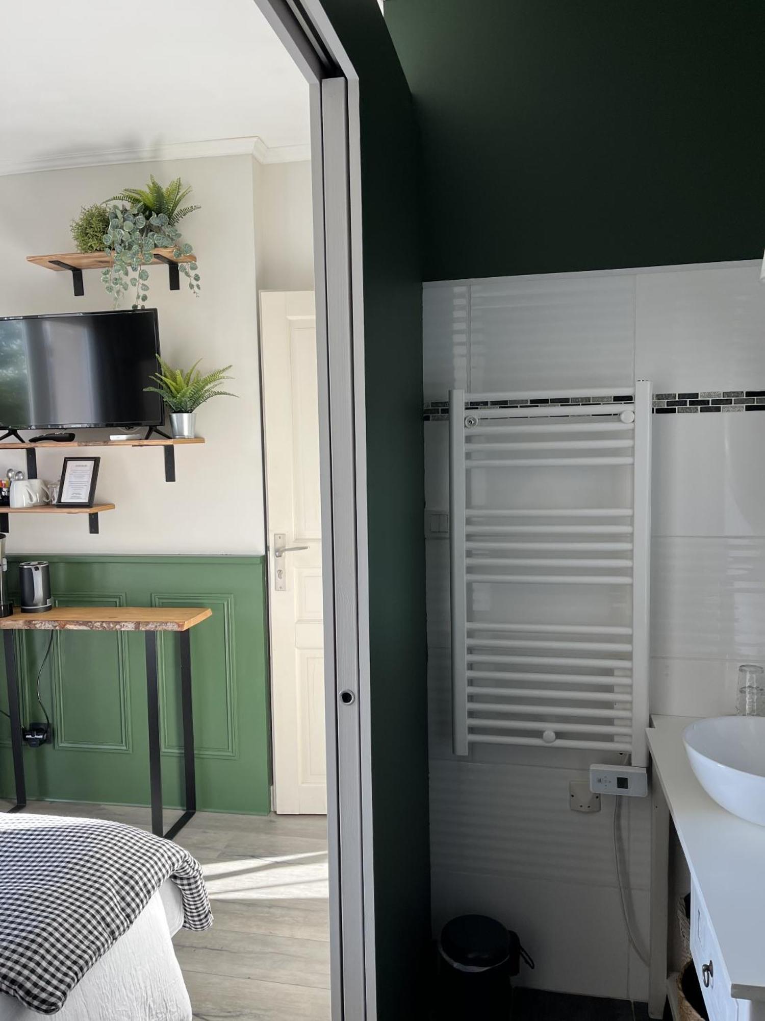 Le Clos Du Jas Bed & Breakfast Marseille